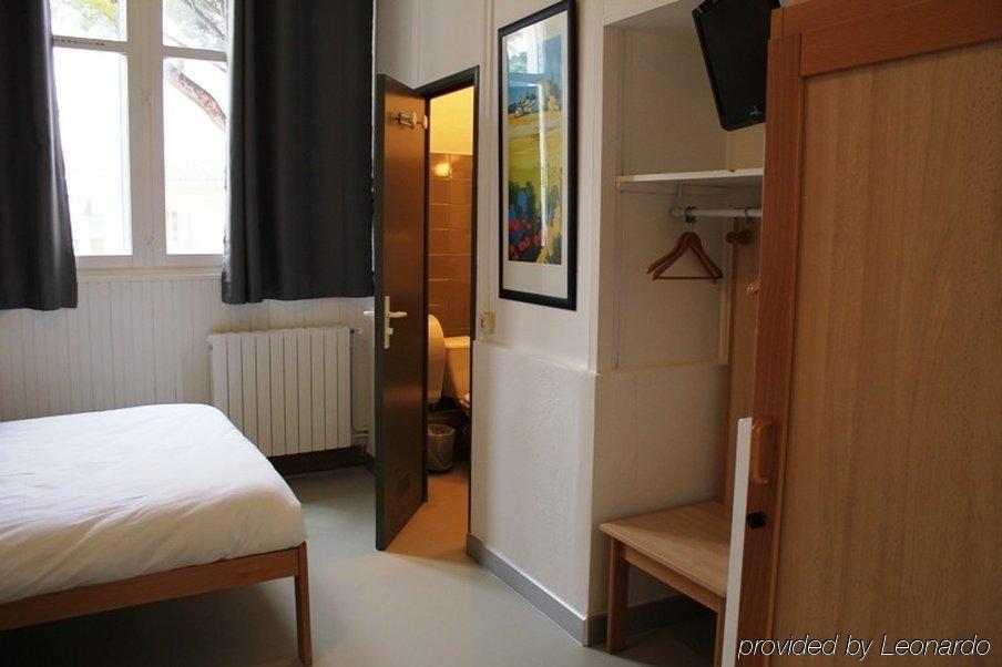 Le Poseidon Hotel La Seyne-sur-Mer Quarto foto